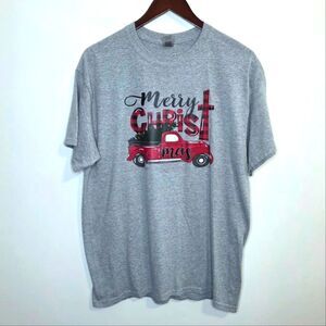 Merry CHRISTmas Red Truck Gray Tee Size Large